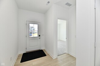 8244 E US Hwy 36 in Avon, IN - Building Photo - Building Photo