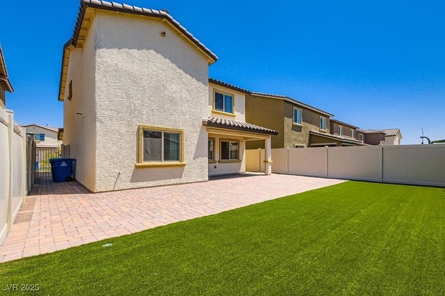 property at 1585 Desert Path Ave