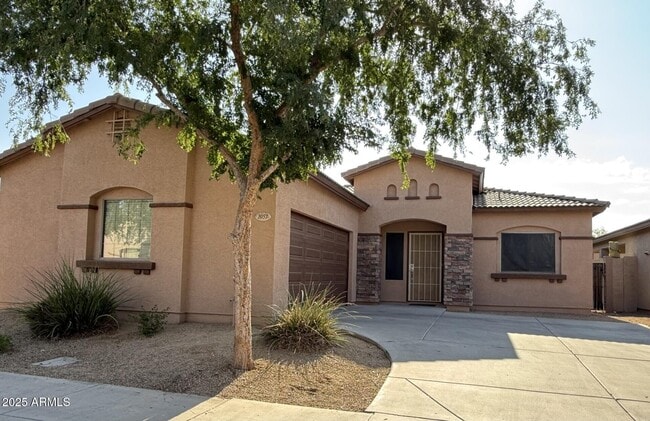 property at 1057 S Sacramento Pl