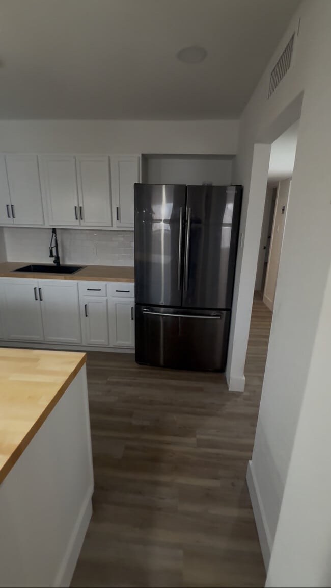 property at 122 Rio Rd