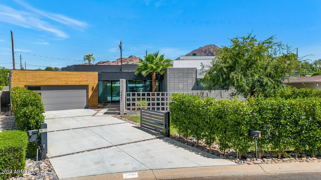 4602 E Glenrosa Ave in Phoenix, AZ - Foto de edificio