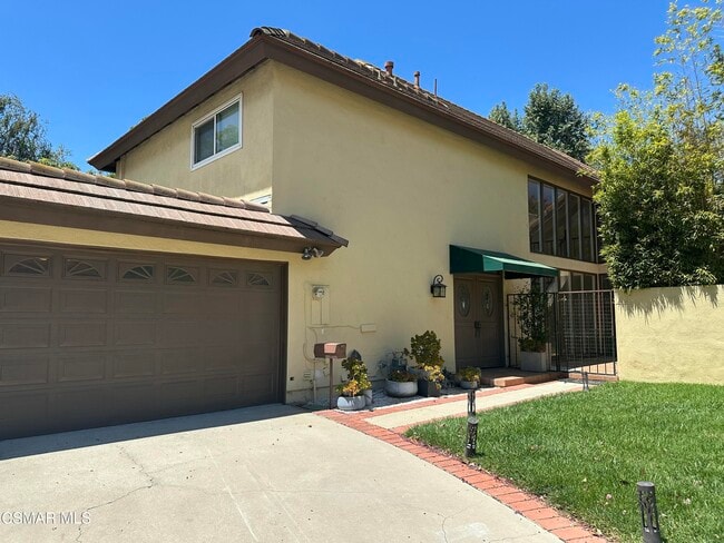 property at 1165 Triunfo Canyon Rd