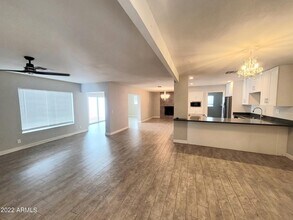 8826 E Altadena Ave in Scottsdale, AZ - Building Photo - Building Photo