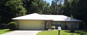 19642 SW 54th St in Dunnellon, FL - Building Photo