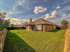 3408 Hidden Valley Dr in Plano, TX - Foto de edificio - Building Photo