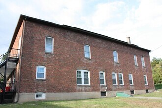 1006 Center St, Unit 1006 in Nanticoke, PA - Building Photo - Building Photo
