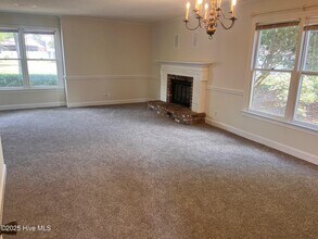 1827 Quail Ridge Rd in Greenville, NC - Building Photo - Building Photo