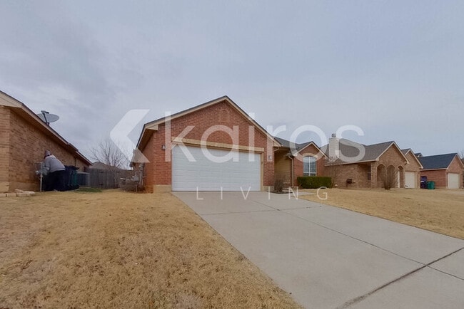 2421 NW 158th St in Edmond, OK - Building Photo - Building Photo