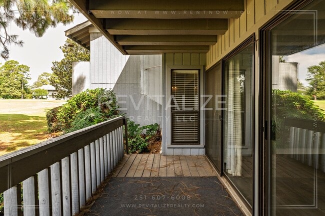 property at 121 Golf Terrace