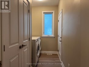 1485 Flanders Rd in Brockville, ON - Building Photo - Building Photo