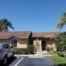 4538 Morningside in Sarasota, FL - Building Photo - Building Photo