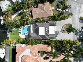 520 N Pkwy in Golden Beach, FL - Building Photo - Building Photo