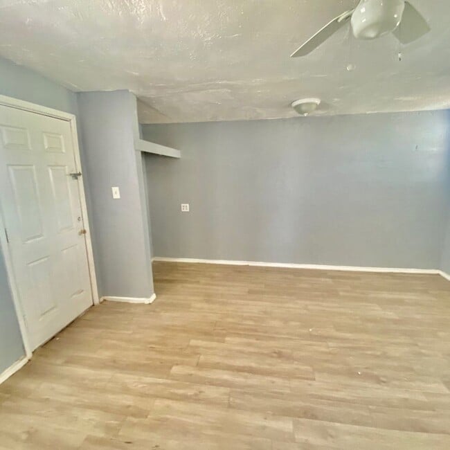 605 37th St in Lubbock, TX - Building Photo - Building Photo