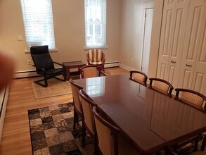 528 Delancey St, Unit #1 - Garden Apartment in Philadelphia, PA - Building Photo - Building Photo