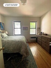 261 E 71st St in New York, NY - Building Photo - Building Photo