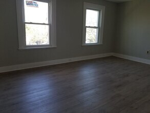 16 Hallock Ave in New Haven, CT - Building Photo - Building Photo