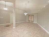 309 SE 18th Terrace in Cape Coral, FL - Foto de edificio - Building Photo