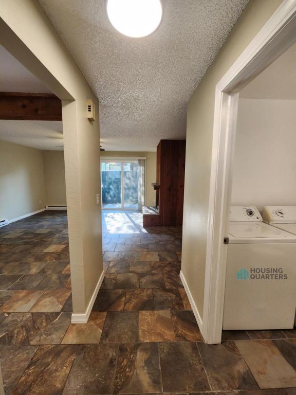 2210 W Boone Ave in Spokane, WA - Building Photo - Building Photo