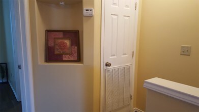 407 S 48th Ln-Unit -1 in McAllen, TX - Building Photo - Building Photo