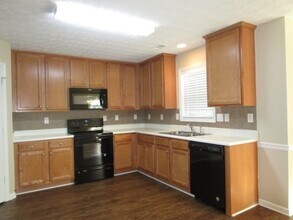 1474 Queenie Smith Rd NE in Conyers, GA - Building Photo - Building Photo