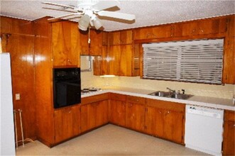 2018 Avenue O in Galveston, TX - Building Photo - Building Photo