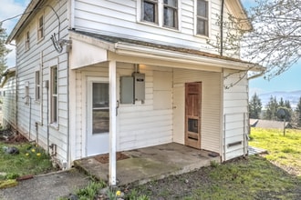 47400 NW David Hill Rd in Forest Grove, OR - Foto de edificio - Building Photo