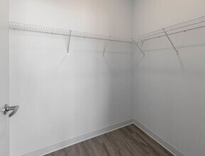 888 W Van Buren St in Chicago, IL - Building Photo - Building Photo