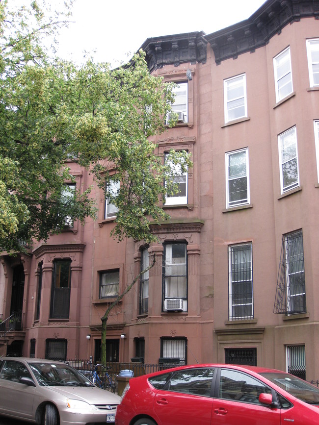 186 Lincoln Pl in Brooklyn, NY - Building Photo - Building Photo