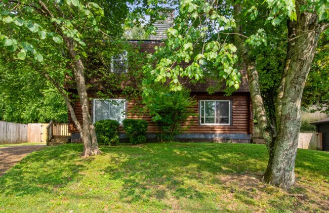 129 Needles Ct in Nashville, TN - Building Photo - Building Photo