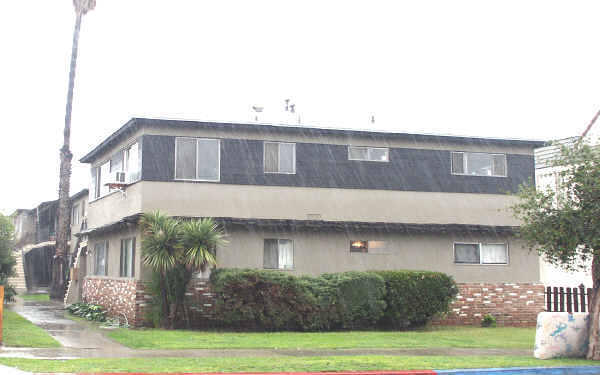 214 N Nicholson Ave in Monterey Park, CA - Building Photo