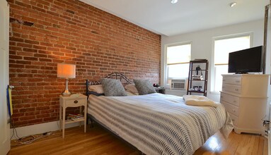 5 Braemore Rd, Unit 17A in Boston, MA - Building Photo - Building Photo