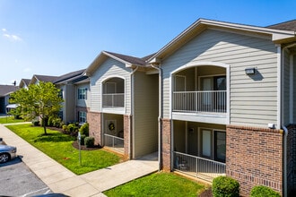 Griffin Gate Apartments in Hopkinsville, KY - Building Photo - Building Photo