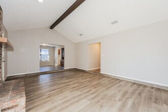 3621 Willowbrook Dr in Fort Worth, TX - Foto de edificio - Building Photo