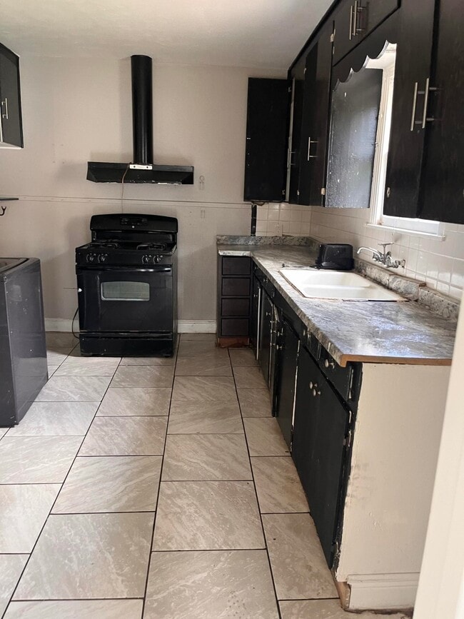 property at 4980 Chambers St