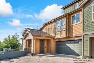 6014 Old Quarry Loop in Oakland, CA - Building Photo - Building Photo