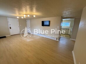 660 Park Ln in Pocatello, ID - Building Photo - Building Photo