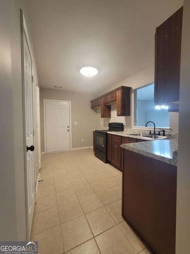 1043 Wheel House Ln in Monroe, GA - Building Photo - Building Photo