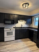 341 Della Dr in St. Peters, MO - Building Photo - Building Photo