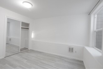 346 Monticello St, Unit A in San Francisco, CA - Foto de edificio - Building Photo