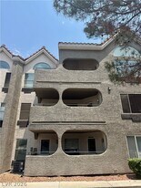 701 Capri Dr in Boulder City, NV - Building Photo