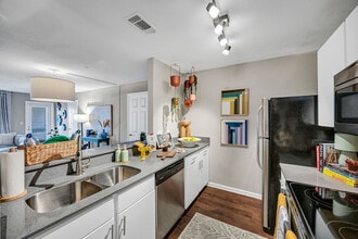 The Wilde in Raleigh, NC - Building Photo - Building Photo