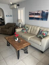 130-147 47th St in Newport Beach, CA - Building Photo - Building Photo