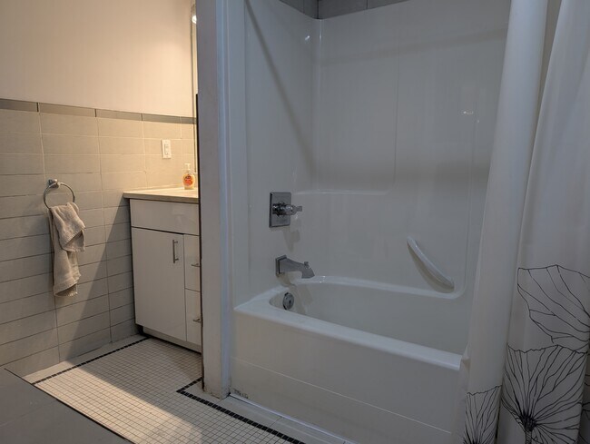 33361 Heather Ave in Mission, BC - Building Photo - Building Photo