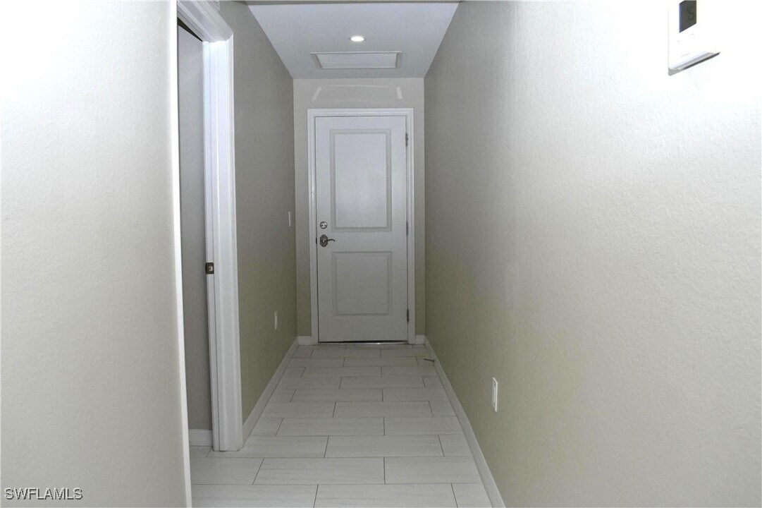 611 Cultural Park Blvd in Cape Coral, FL - Building Photo