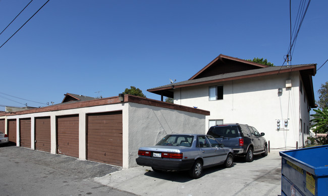 2065 S Sprague Ln in Anaheim, CA - Building Photo - Building Photo