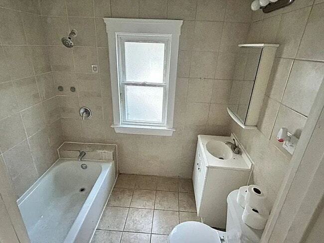 2021 W 93rd St in Cleveland, OH - Building Photo - Building Photo