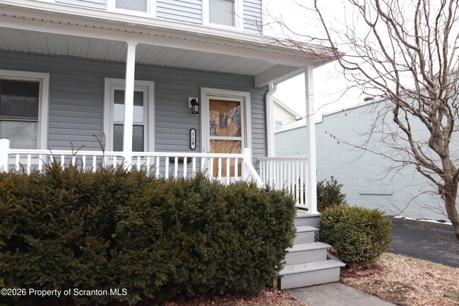 710 W Lackawanna Ave in Dickson City, PA - Building Photo - Building Photo