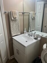 407 Elmhurst Ave in High Point, NC - Building Photo - Building Photo