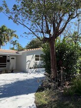1811 N 40th Ave in Hollywood, FL - Building Photo - Building Photo