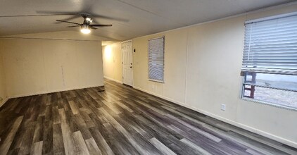 125 Conestoga Tr in Pflugerville, TX - Foto de edificio - Building Photo